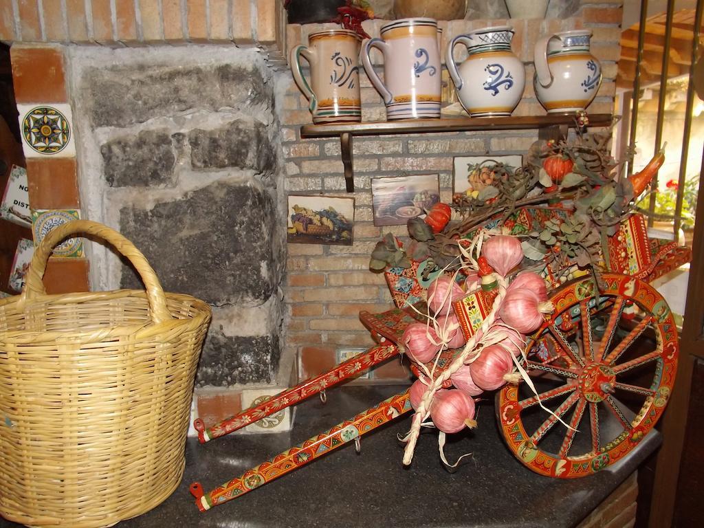 Albergo Diffuso Borgo Santa Caterina "Vintage" Castiglione De Sicilia Luaran gambar